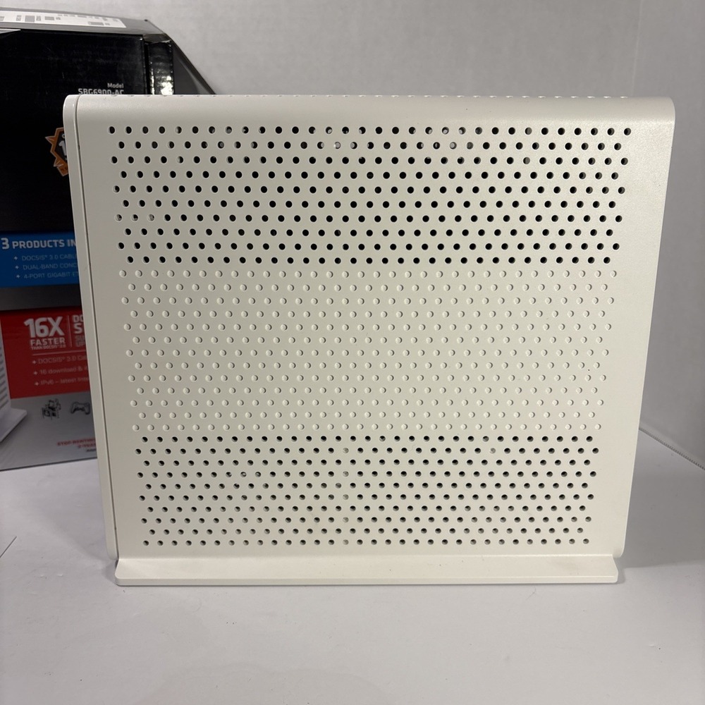 ARRIS SURFboard SBG6900-AC Cable Modem WiFi Router DOCSIS 3.0 AC1900 Dual Band - Picture 7 of 9
